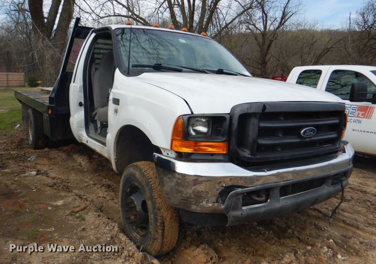 image for item DK5564 2000 Ford F350 Super Duty  flatbed pickup truck
