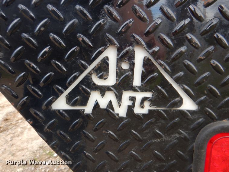 image for item DK5564 2000 Ford F350 Super Duty  flatbed pickup truck