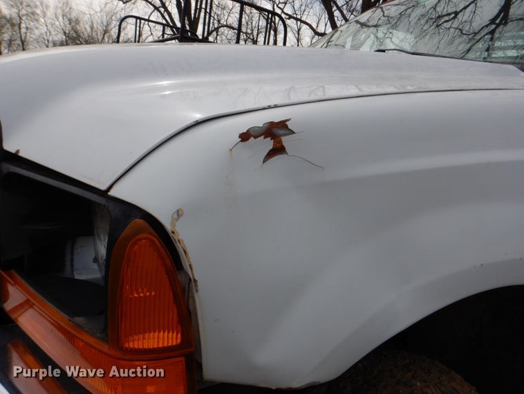 image for item DK5564 2000 Ford F350 Super Duty  flatbed pickup truck