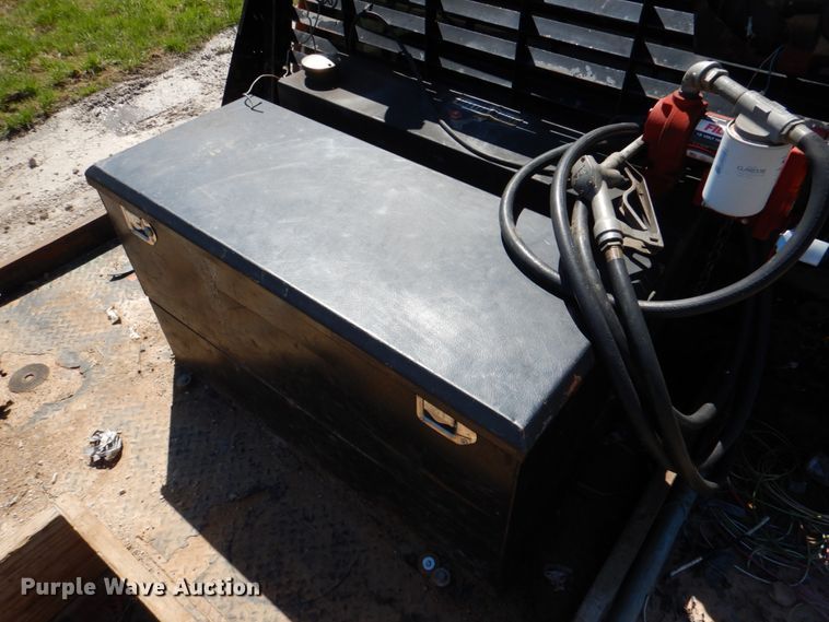 image for item DK5566 2006 Ford F350 Super Duty XL  Crew Cab flatbed pickup truck