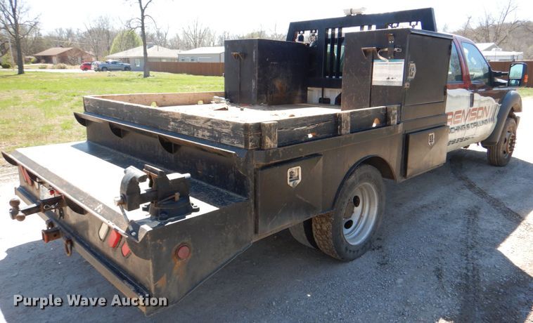 image for item DK5567 2014 Ford F450 Super Duty  flatbed truck