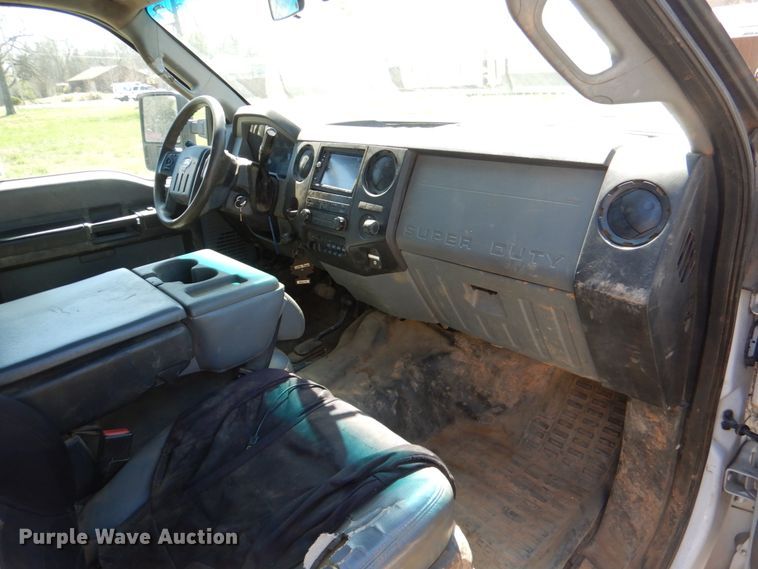 image for item DK5567 2014 Ford F450 Super Duty  flatbed truck