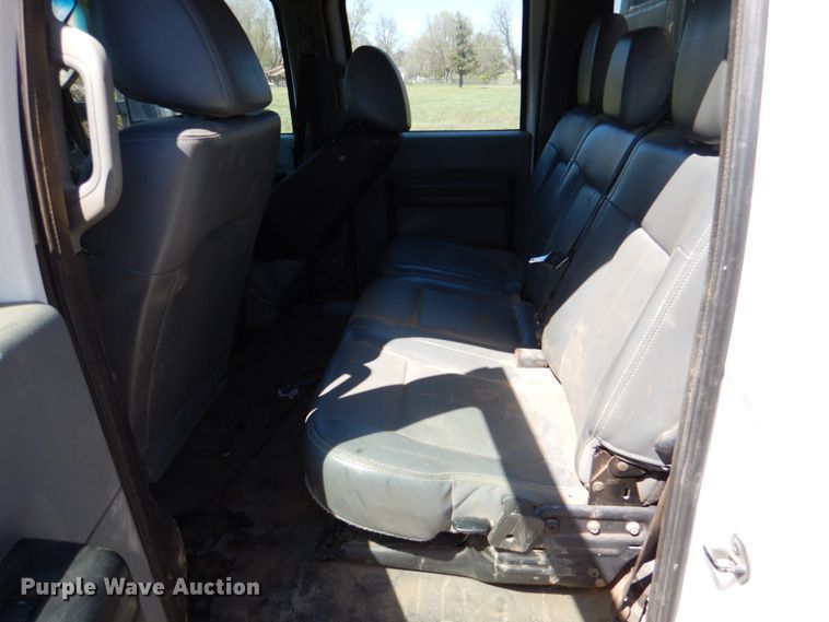 image for item DK5567 2014 Ford F450 Super Duty  flatbed truck