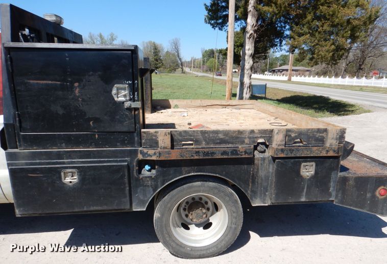 image for item DK5567 2014 Ford F450 Super Duty  flatbed truck