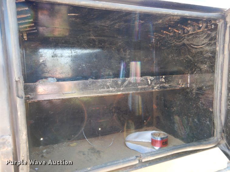 image for item DK5567 2014 Ford F450 Super Duty  flatbed truck