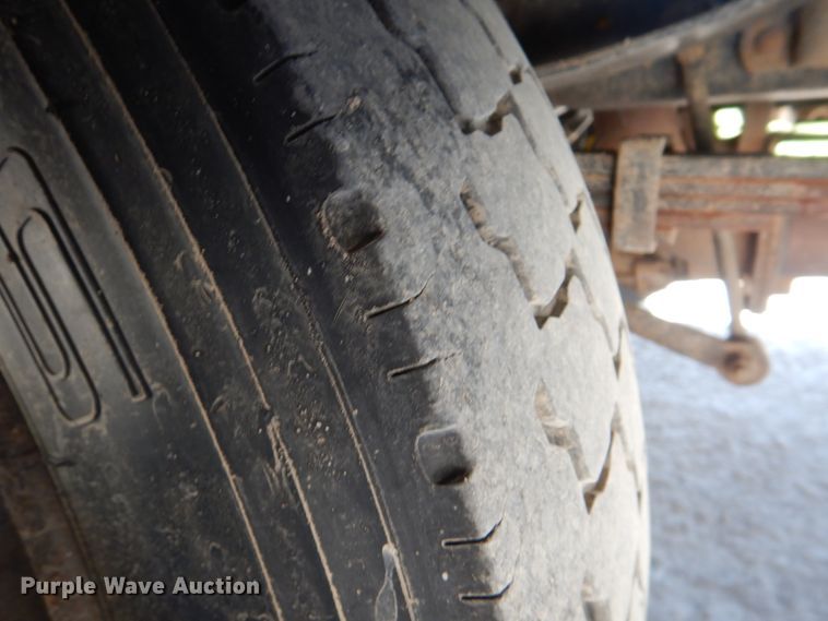 image for item DK5567 2014 Ford F450 Super Duty  flatbed truck