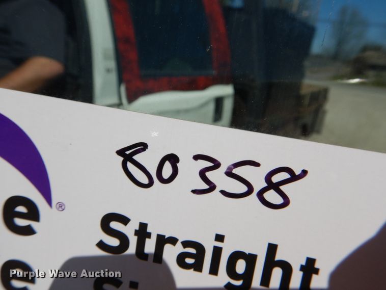 image for item DK5567 2014 Ford F450 Super Duty  flatbed truck