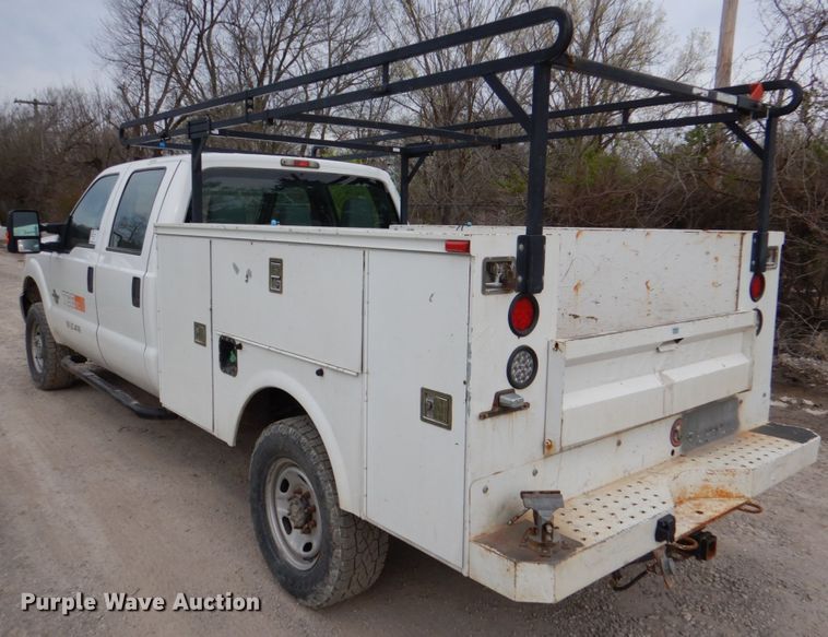 image for item DK5568 2011 Ford F350 Super Duty XL  Crew Cab utility bed pickup truck