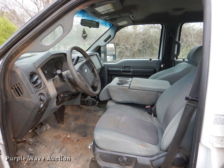 image for item DK5568 2011 Ford F350 Super Duty XL  Crew Cab utility bed pickup truck