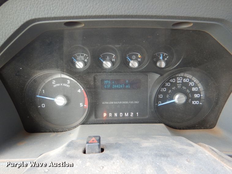 image for item DK5568 2011 Ford F350 Super Duty XL  Crew Cab utility bed pickup truck