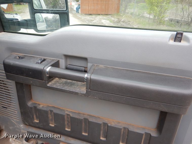 image for item DK5568 2011 Ford F350 Super Duty XL  Crew Cab utility bed pickup truck