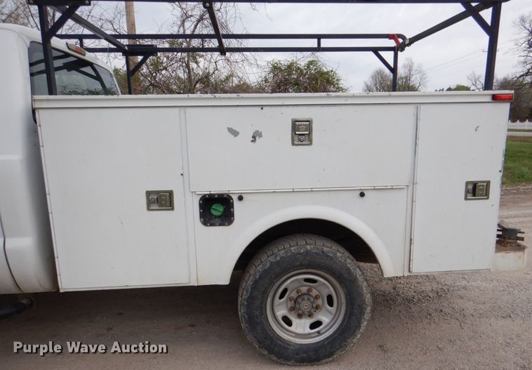 image for item DK5568 2011 Ford F350 Super Duty XL  Crew Cab utility bed pickup truck