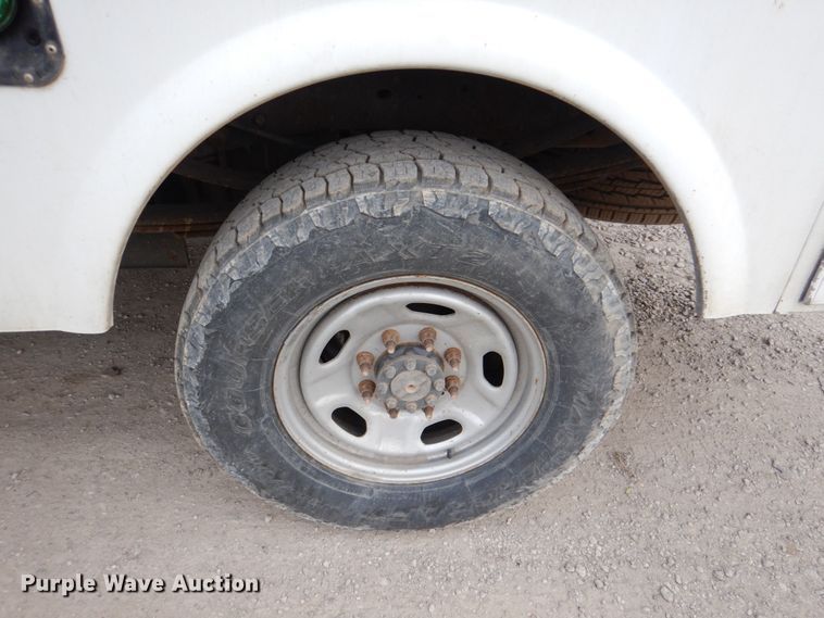 image for item DK5568 2011 Ford F350 Super Duty XL  Crew Cab utility bed pickup truck