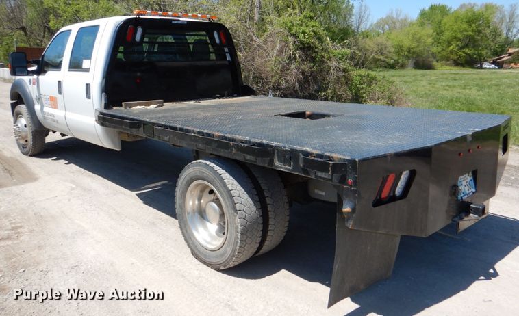 image for item DK5572 2016 Ford F550 Super Duty  Crew Cab flatbed truck