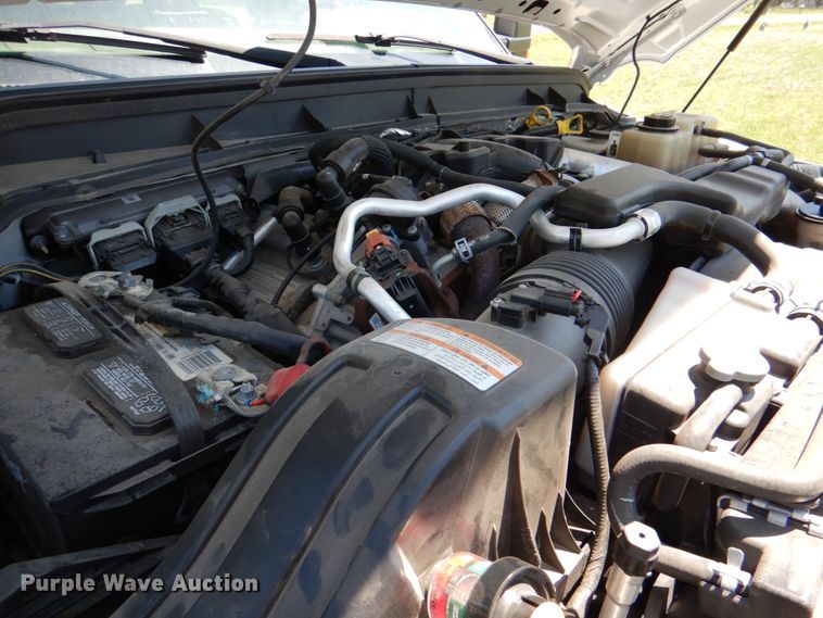 image for item DK5572 2016 Ford F550 Super Duty  Crew Cab flatbed truck