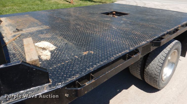 image for item DK5572 2016 Ford F550 Super Duty  Crew Cab flatbed truck