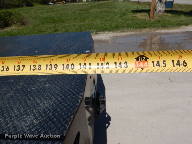 image for item DK5572 2016 Ford F550 Super Duty  Crew Cab flatbed truck