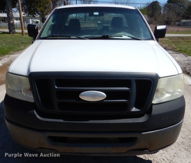 image for item DK5573 2006 Ford F150 XL  pickup truck