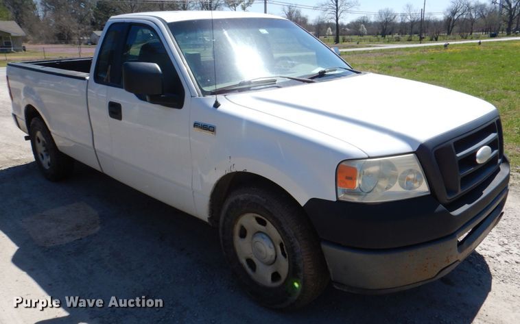 image for item DK5573 2006 Ford F150 XL  pickup truck