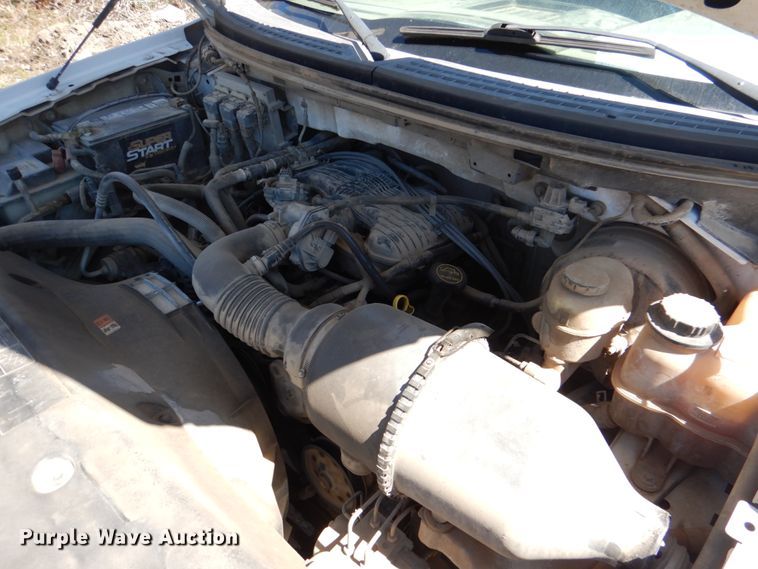 image for item DK5573 2006 Ford F150 XL  pickup truck