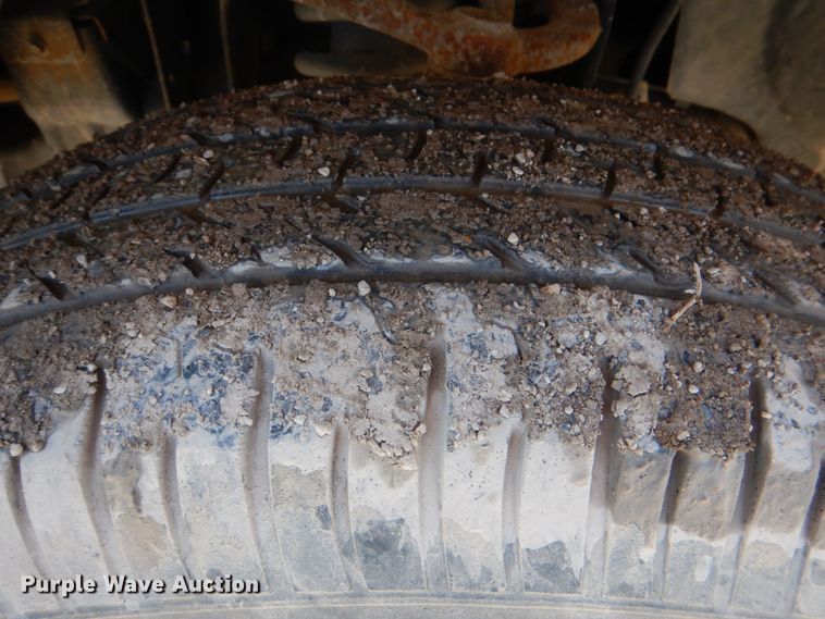 image for item DK5573 2006 Ford F150 XL  pickup truck