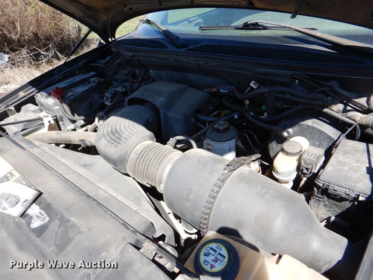 image for item DK5574 2003 Ford F150 XL  pickup truck