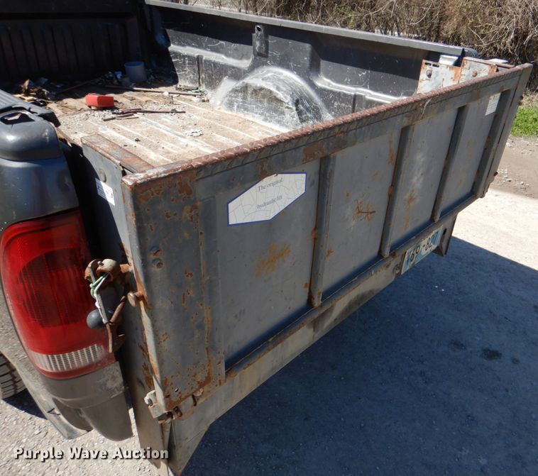 image for item DK5574 2003 Ford F150 XL  pickup truck