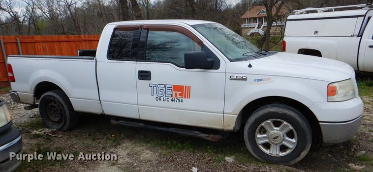 image for item DK5575 2004 Ford F150 XLT  SuperCab pickup truck