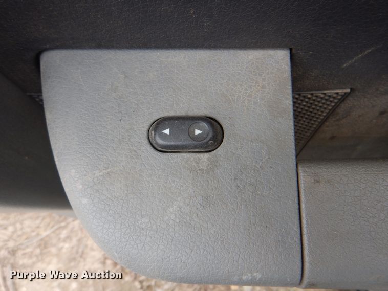 image for item DK5575 2004 Ford F150 XLT  SuperCab pickup truck