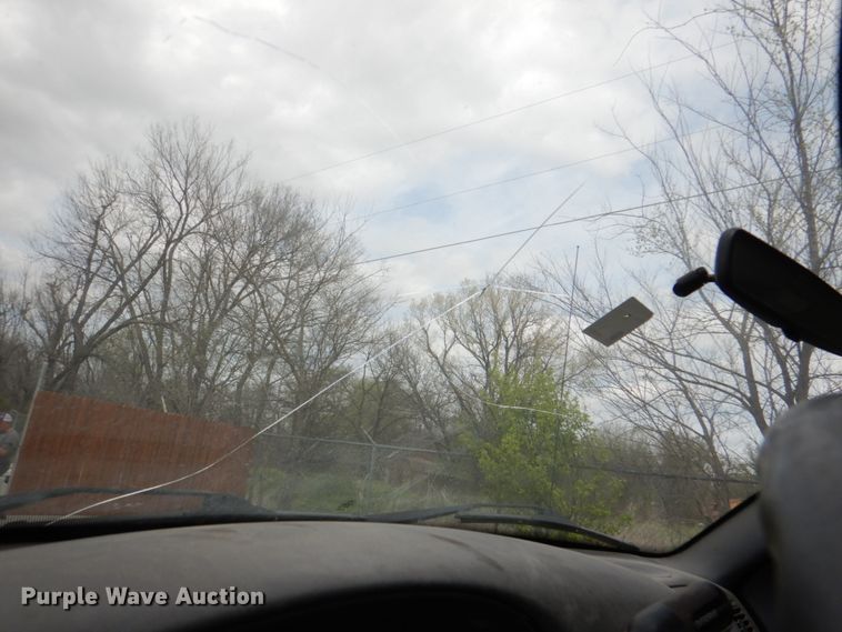 image for item DK5576 2003 Ford F150 XL  pickup truck