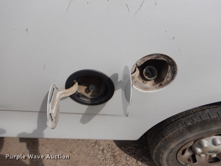 image for item DK5576 2003 Ford F150 XL  pickup truck