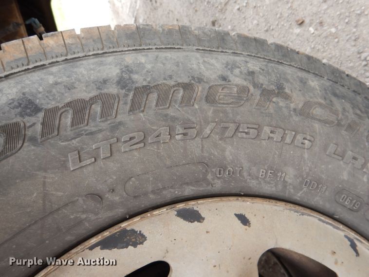 image for item DK5576 2003 Ford F150 XL  pickup truck