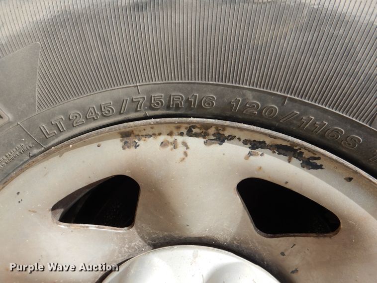 image for item DK5576 2003 Ford F150 XL  pickup truck