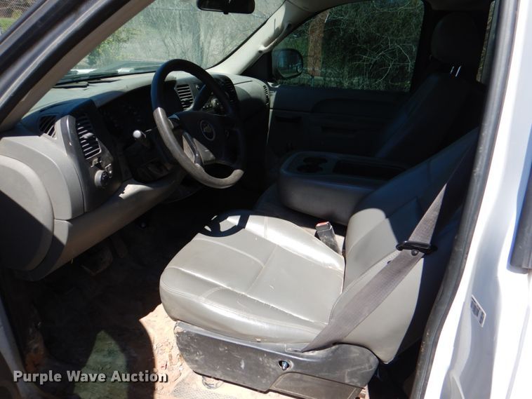 image for item DK5577 2011 Chevrolet Silverado 1500  pickup truck