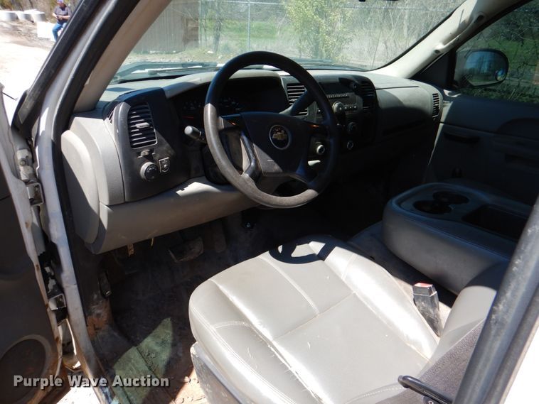 image for item DK5577 2011 Chevrolet Silverado 1500  pickup truck