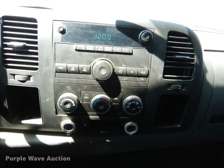 image for item DK5577 2011 Chevrolet Silverado 1500  pickup truck