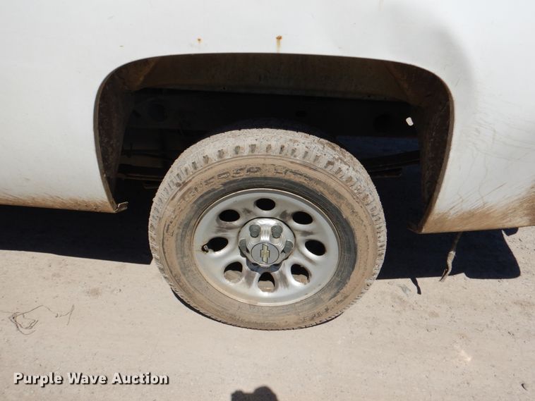 image for item DK5577 2011 Chevrolet Silverado 1500  pickup truck