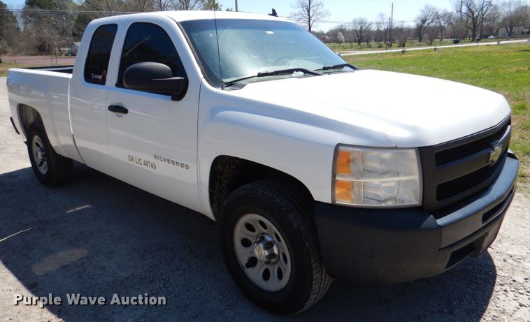image for item DK5578 2010 Chevrolet Silverado 1500  Ext. Cab pickup truck