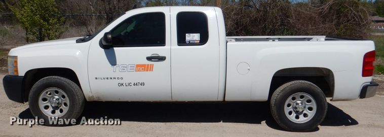 image for item DK5578 2010 Chevrolet Silverado 1500  Ext. Cab pickup truck