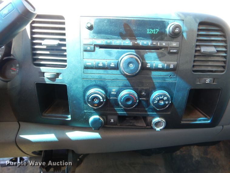 image for item DK5578 2010 Chevrolet Silverado 1500  Ext. Cab pickup truck