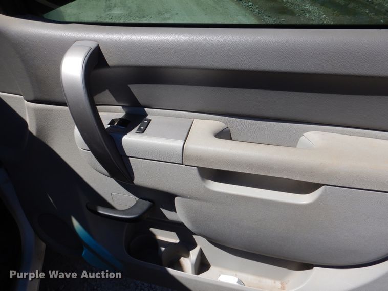 image for item DK5578 2010 Chevrolet Silverado 1500  Ext. Cab pickup truck