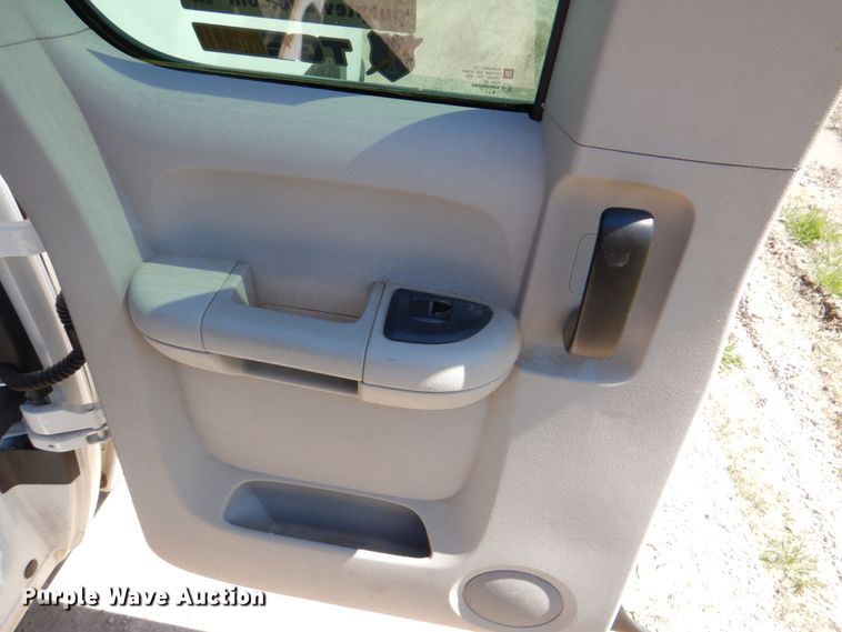 image for item DK5578 2010 Chevrolet Silverado 1500  Ext. Cab pickup truck