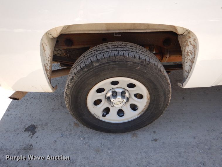 image for item DK5578 2010 Chevrolet Silverado 1500  Ext. Cab pickup truck