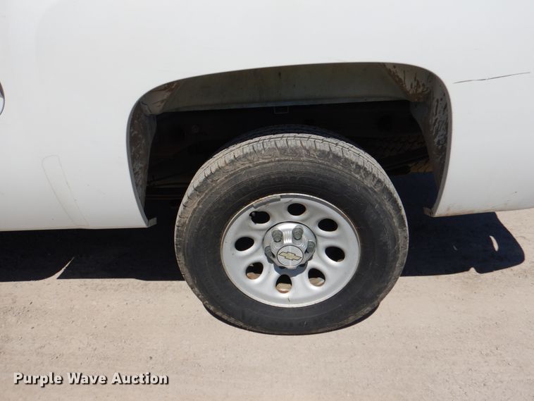 image for item DK5578 2010 Chevrolet Silverado 1500  Ext. Cab pickup truck