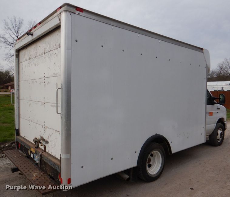 image for item DK5579 2012 Ford E350 Super Duty  box truck