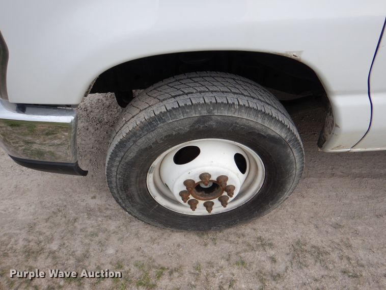 image for item DK5579 2012 Ford E350 Super Duty  box truck