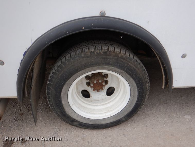 image for item DK5579 2012 Ford E350 Super Duty  box truck