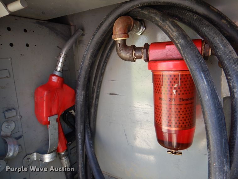 image for item DK5582 2006 Ford F350 Super Duty XL  utility bed pickup truck