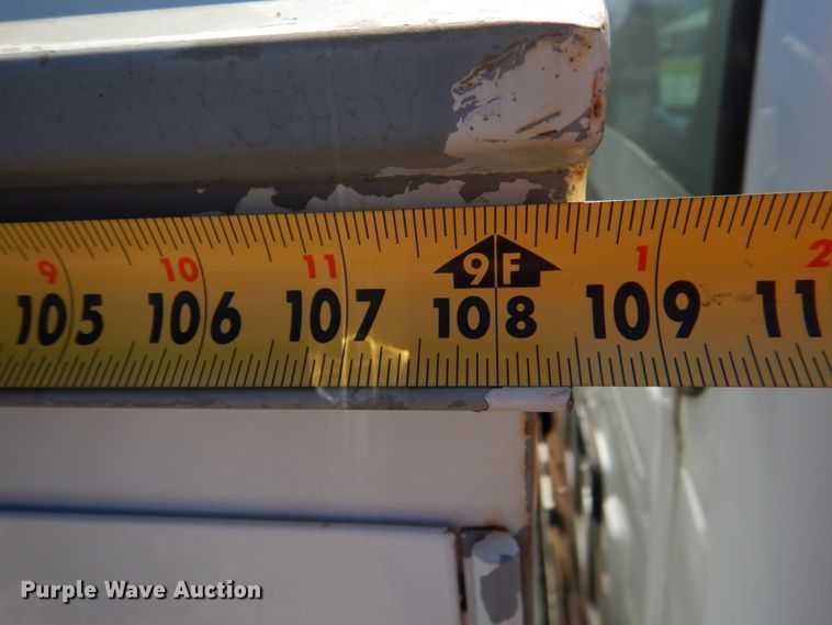 image for item DK5582 2006 Ford F350 Super Duty XL  utility bed pickup truck