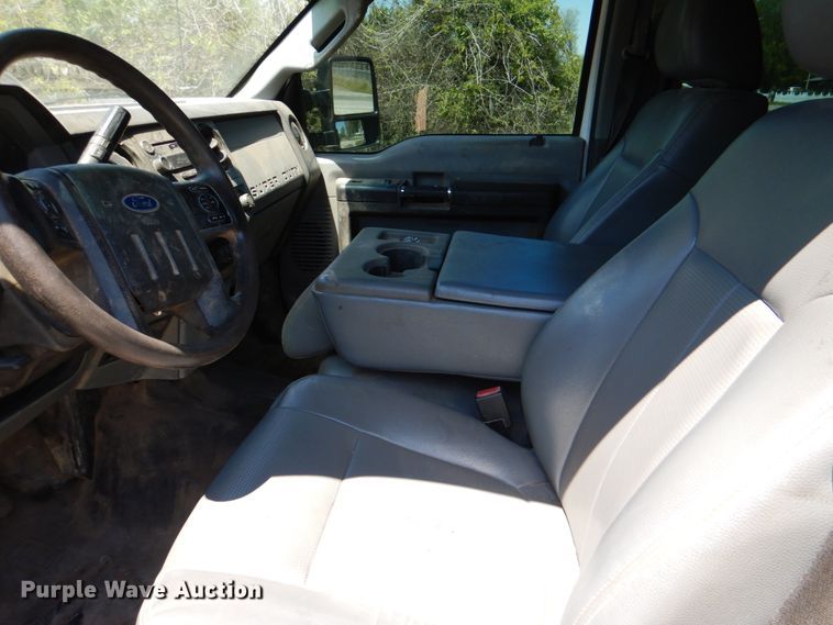 image for item DK5584 2014 Ford F450 Super Duty XL  Crew Cab flatbed truck